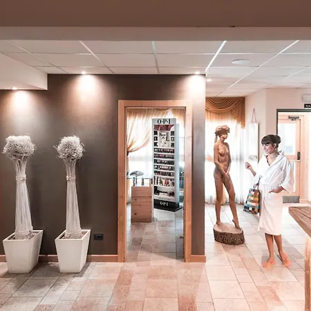 La Perla Wellness & Beauty 4* Канацеї