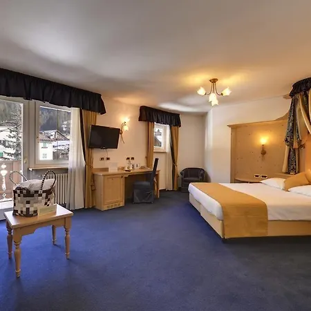 Готель La Perla Wellness & Beauty 4*